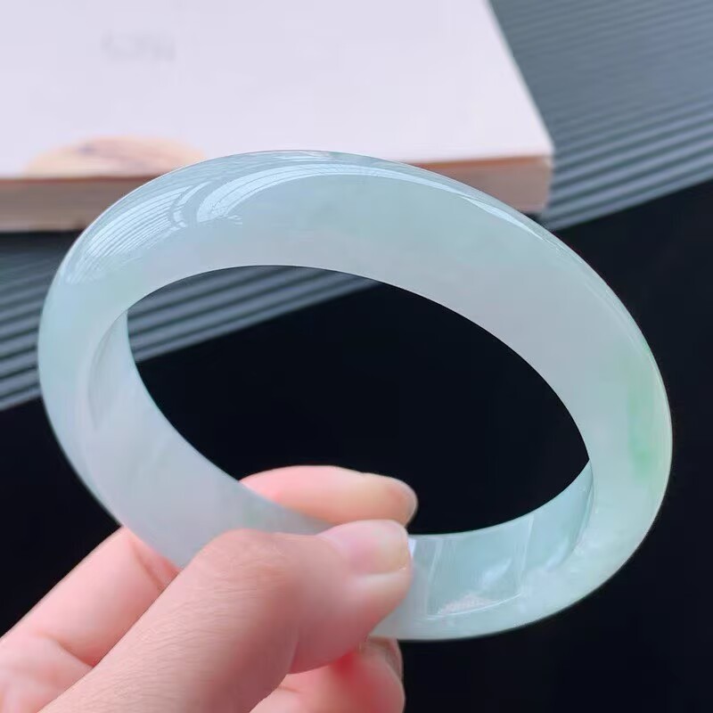 Bracelets - 왁스 같은 질감의 단색 보석 아이스